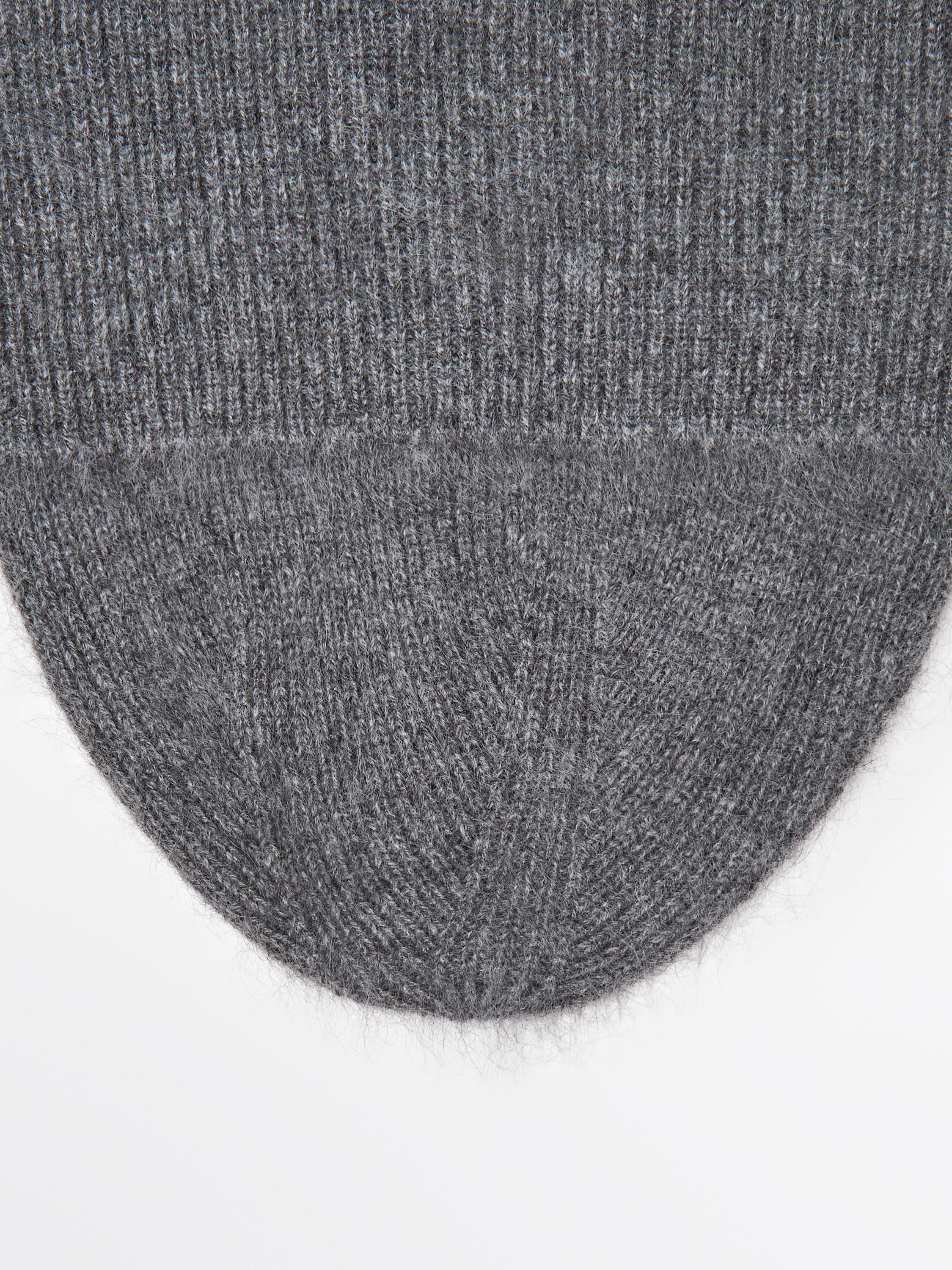100% cashmere knit beanie